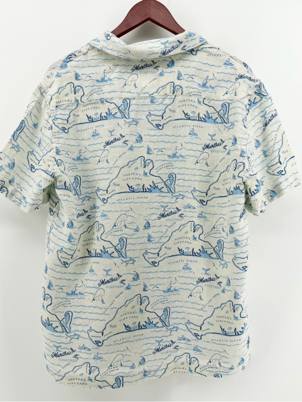 C&C California Men’s Medium 100% Linen Martha's Vineyard Map Print Coastal Shirt - Picture 3 of 8